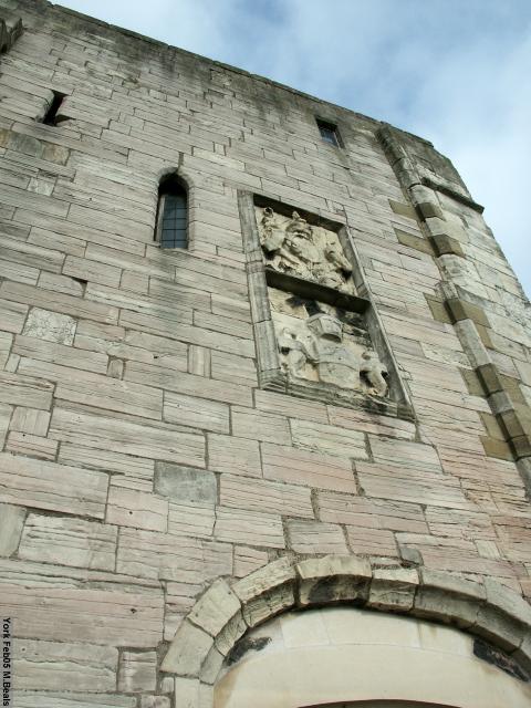 PICT5341-Bas_relief_on_the_tower